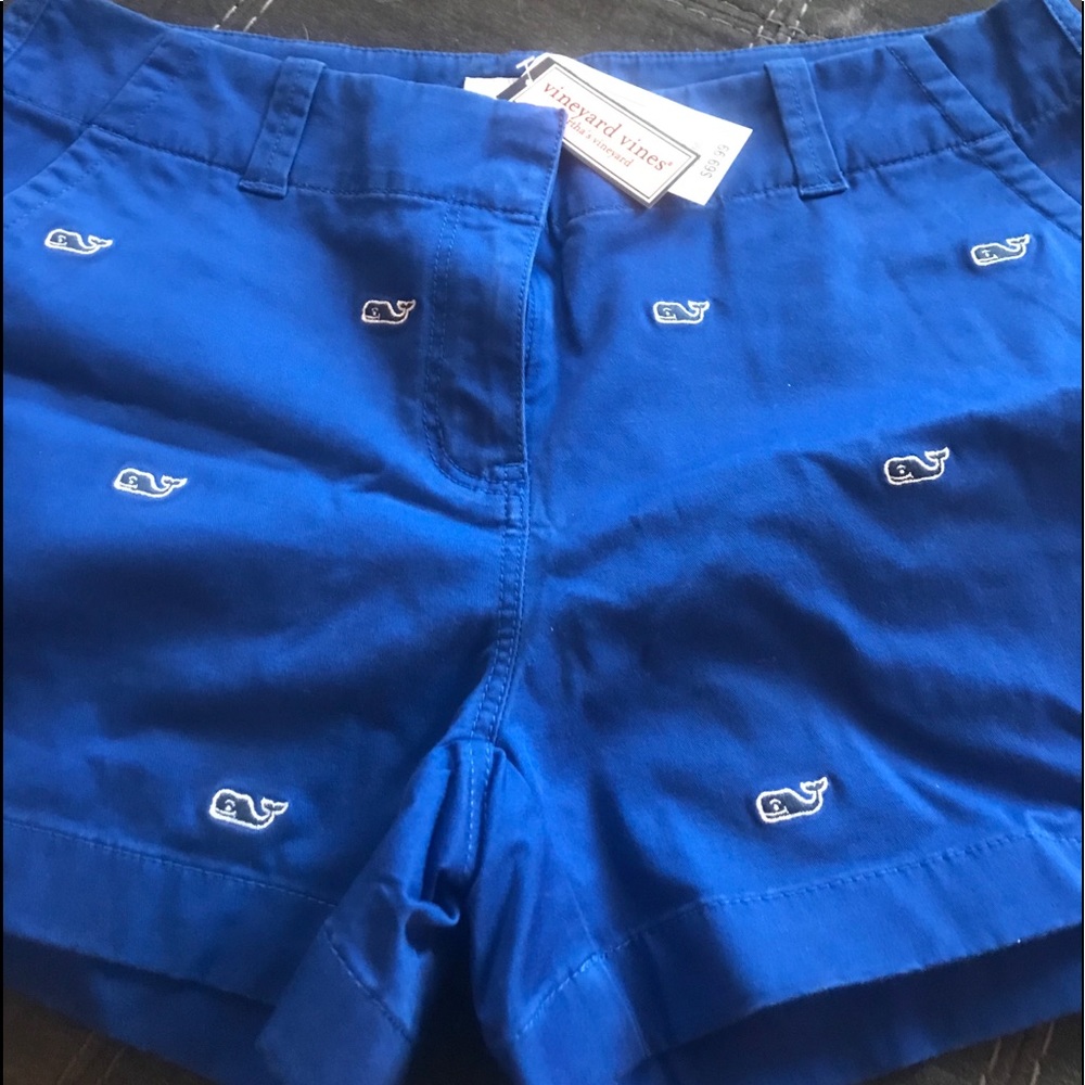 Vineyard Vines shorts